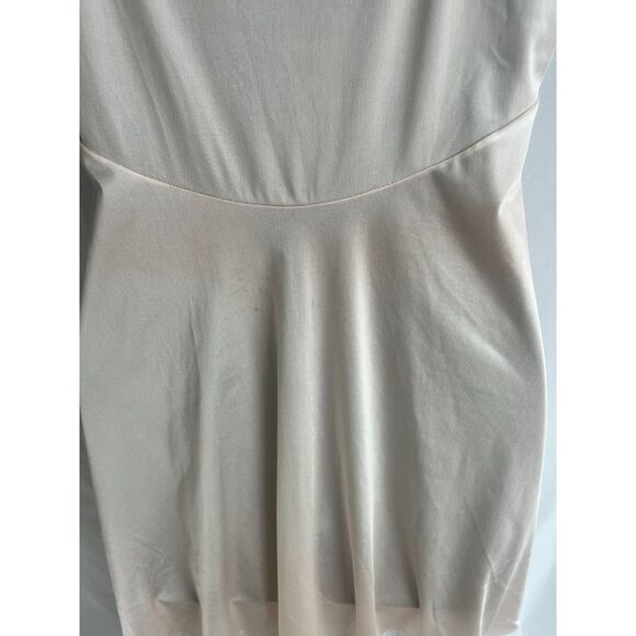 Vintage Vanity Fair Cream Nylon Slip Dress Nightgown Size 2 Lace Trim Cottage - Picture 6 of 12